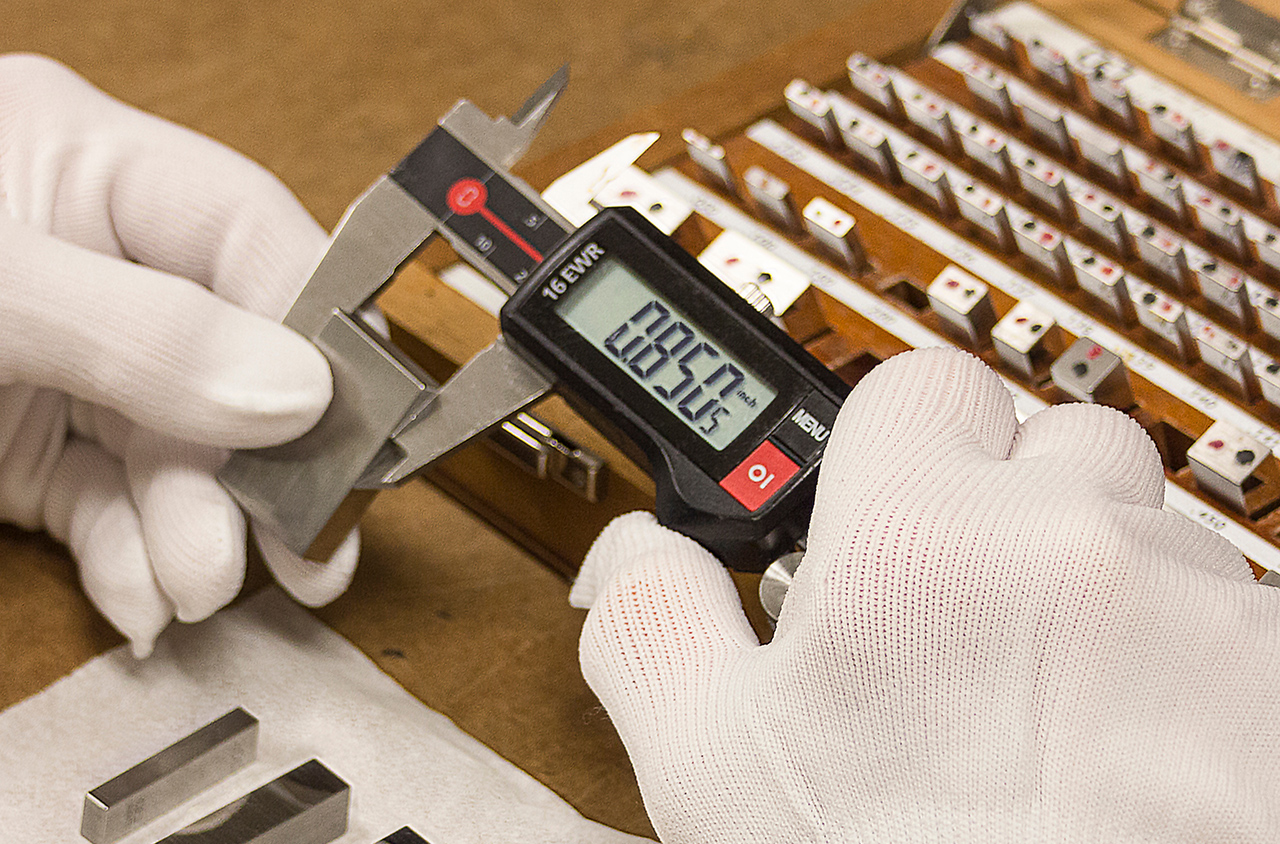 کالیبراسیون کولیس آزمایشگاه کالیبراسیون کیفیت آسا لاوان